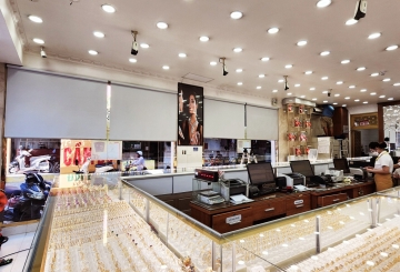 Lắp Đặt Rèm Cuốn Cho Tiệm vàng KIM PHÁT HIỆP THÀNH 2