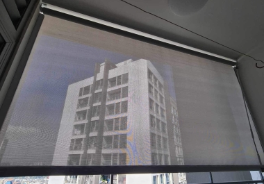 Thi công lắp đặt rèm cuốn chống nắng ngoài trời tại Tp.HCM