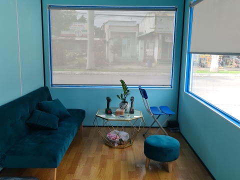 Thi Công Rèm Cuốn Cho Nhà Di Động